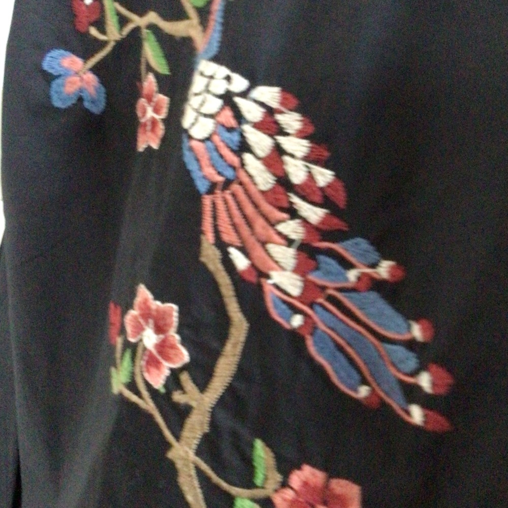 Jealous tomato embroidery top, New, Large - Picture 6 of 7